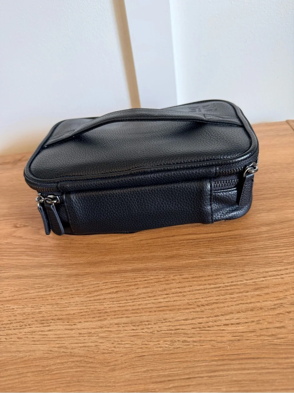 Rad Rev Jetsetter Pebble Black Cosmetics Makeup Travel Case